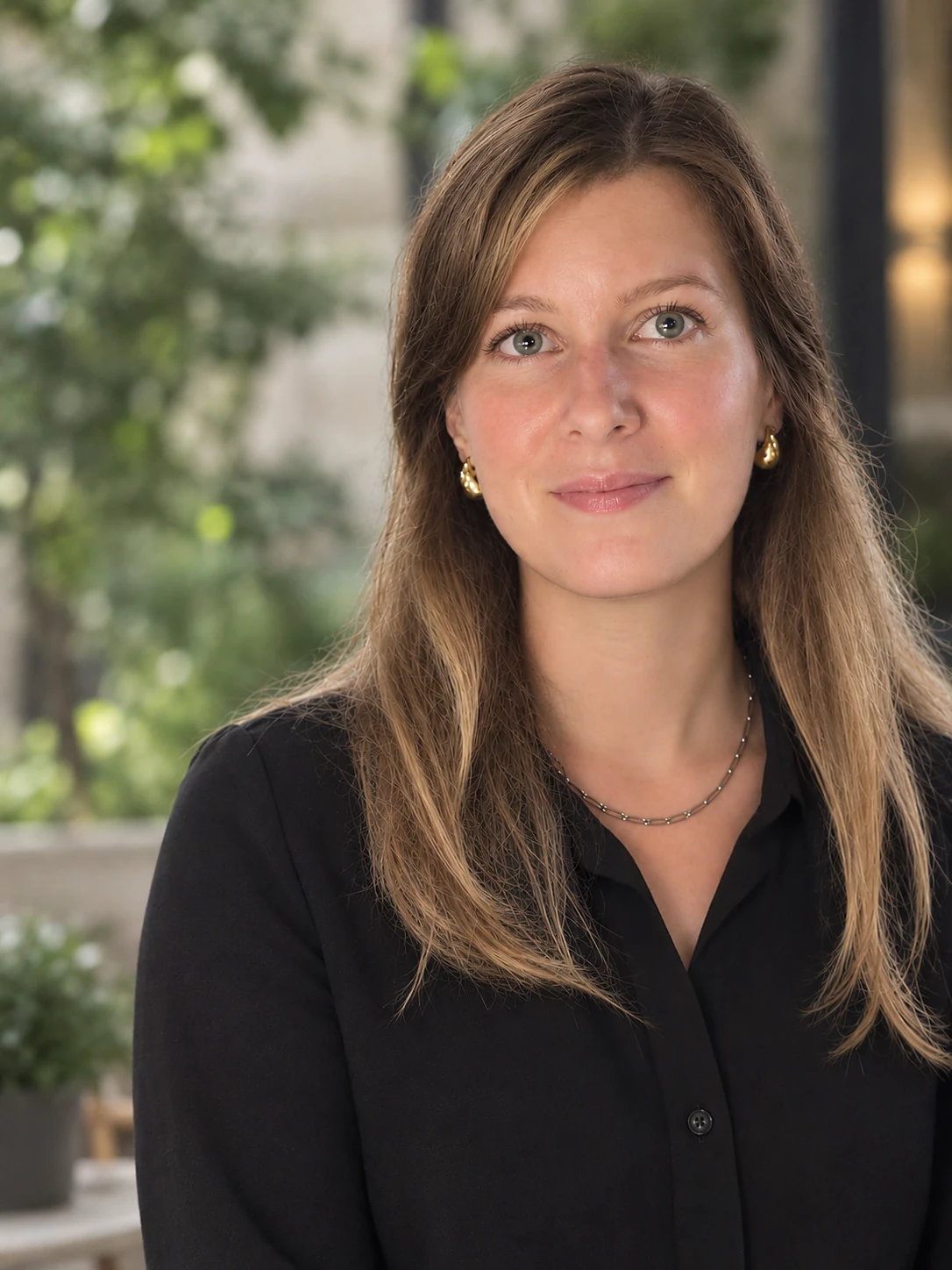 Fanny Lonqueu-Brochard, experte indépendante en estimation de cave à vins et fondatrice d'estimationcave.com